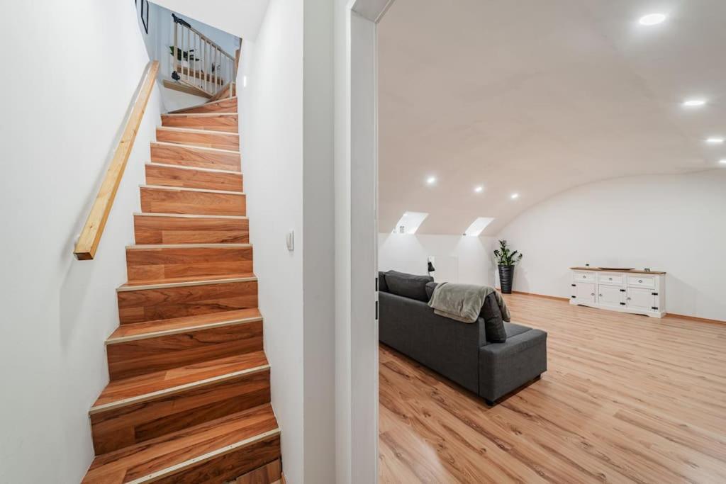 117 M² Near Nussdorferstrasse Apartamento Viena Exterior foto
